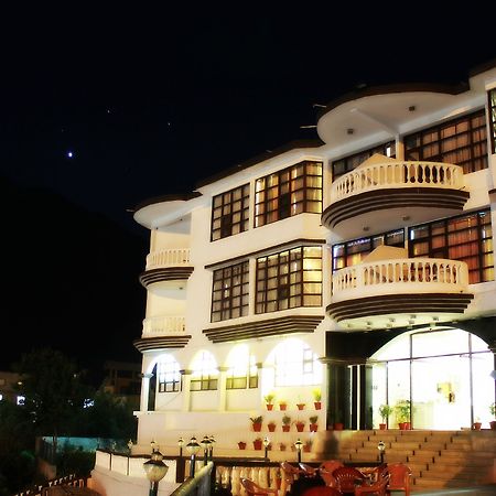 Hotel Imperial Palace Manali  Exterior photo